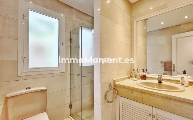 Wiederverkauf - Wohnung - Estepona  - Costalita