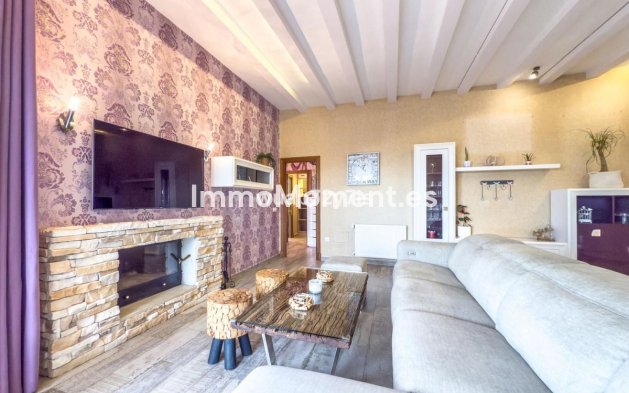 Reventa - Villa - Interior  - Istán