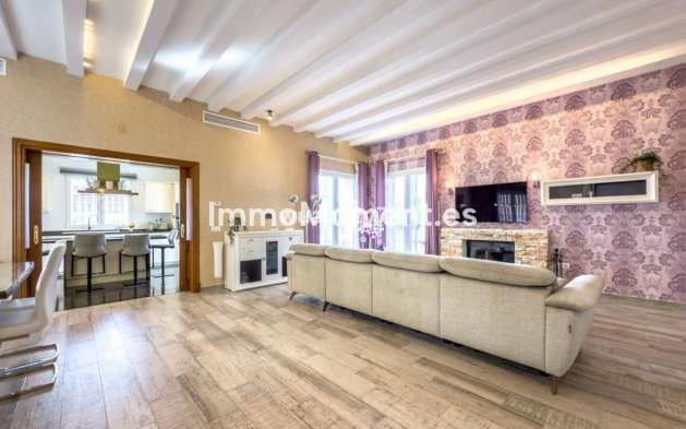 Reventa - Villa - Interior  - Istán