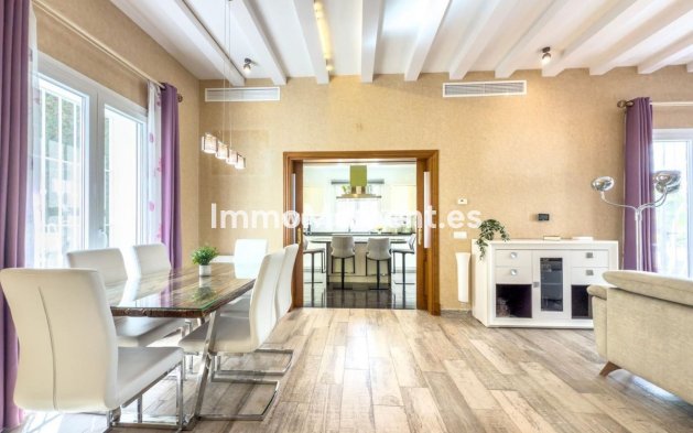 Reventa - Villa - Interior  - Istán