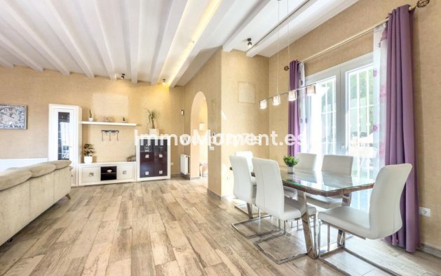 Reventa - Villa - Interior  - Istán