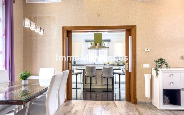 Reventa - Villa - Interior  - Istán