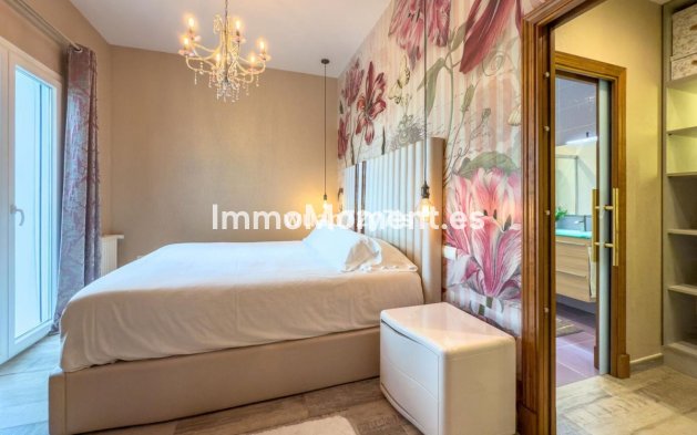 Reventa - Villa - Interior  - Istán