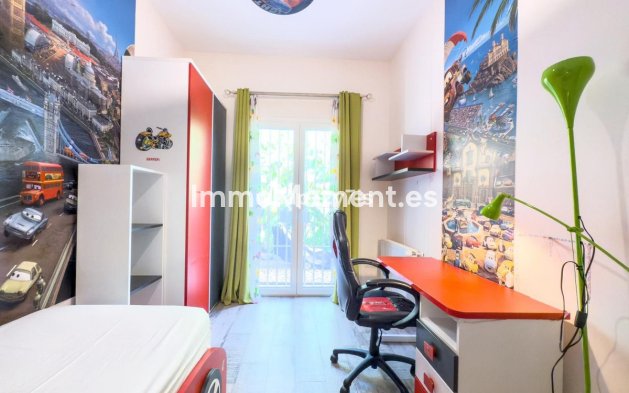 Reventa - Villa - Interior  - Istán