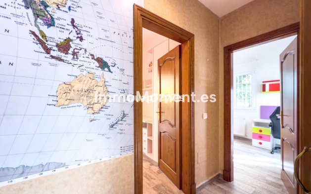 Reventa - Villa - Interior  - Istán