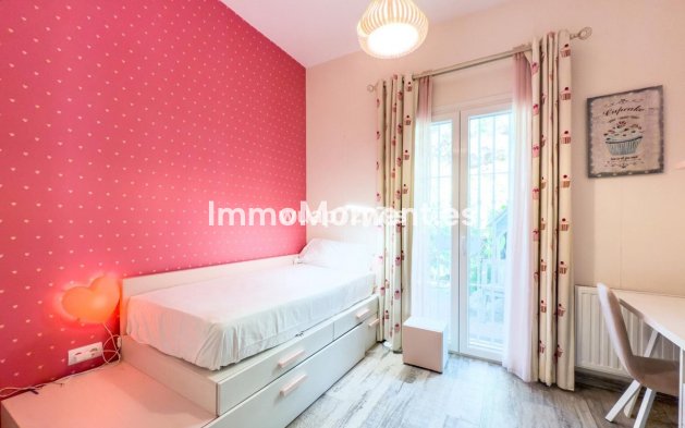 Reventa - Villa - Interior  - Istán