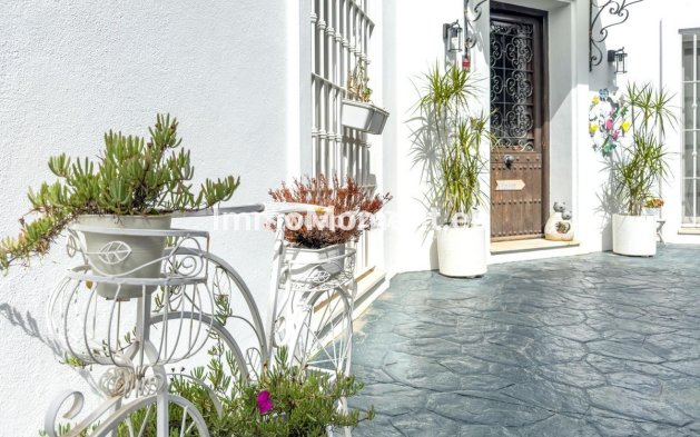 Reventa - Villa - Interior  - Istán