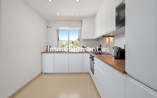 Wiederverkauf - Wohnung - Estepona  - Selwo