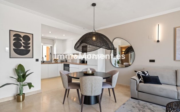 Wiederverkauf - Wohnung - Estepona  - Selwo