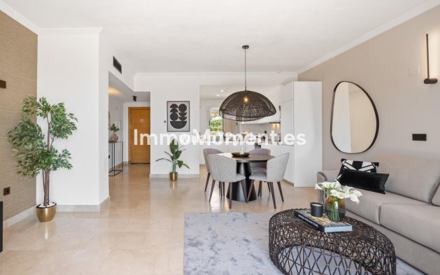 Wiederverkauf - Wohnung - Estepona  - Selwo