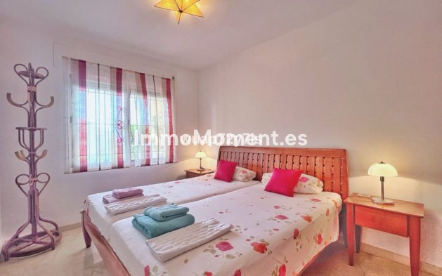 Revente - Villa - Marbella - Costabella