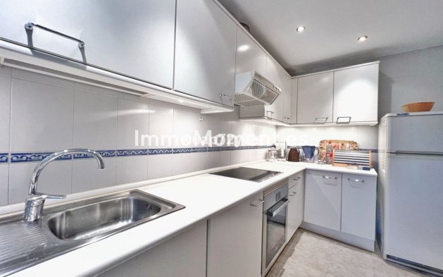 Revente - Villa - Marbella - Costabella