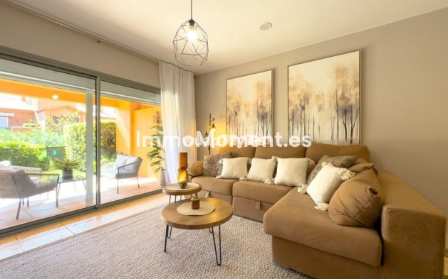 Reventa - Apartamento - Estepona  - Estepona Centro