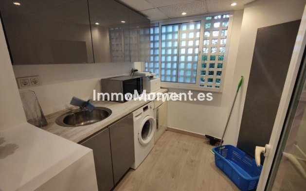 Resale - Apartment - Marbella - Puerto Banús