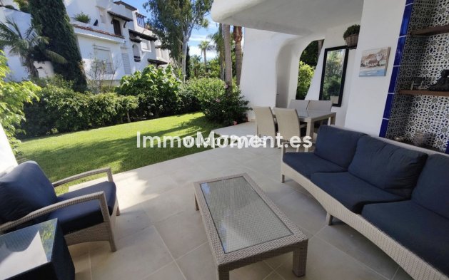 Resale - Apartment - Marbella - Puerto Banús
