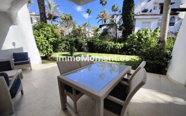 Resale - Apartment - Marbella - Puerto Banús
