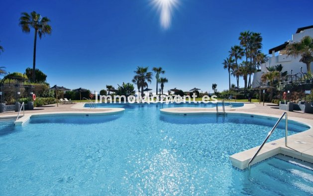 Resale - Apartment - Marbella - Puerto Banús
