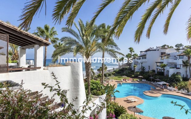 Resale - Apartment - Marbella - Puerto Banús