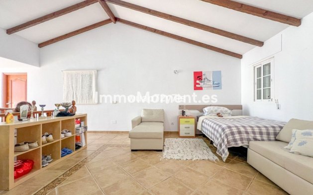 Wiederverkauf - Villa - Estepona  - Estepona Centro