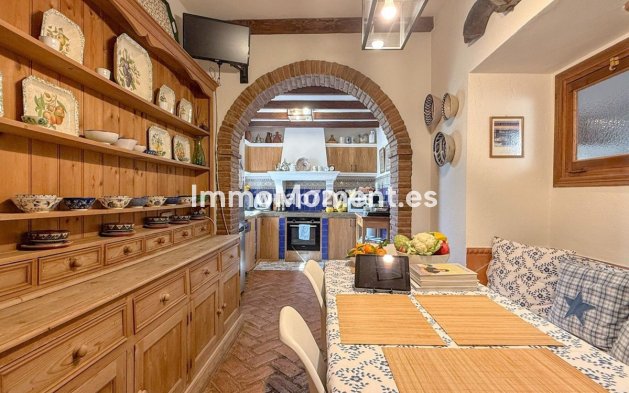 Wiederverkauf - Villa - Marbella - Nagüeles