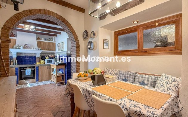 Wiederverkauf - Villa - Marbella - Nagüeles