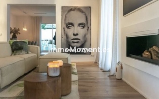 Wiederverkauf - Villa - Marbella - Guadalmina Alta