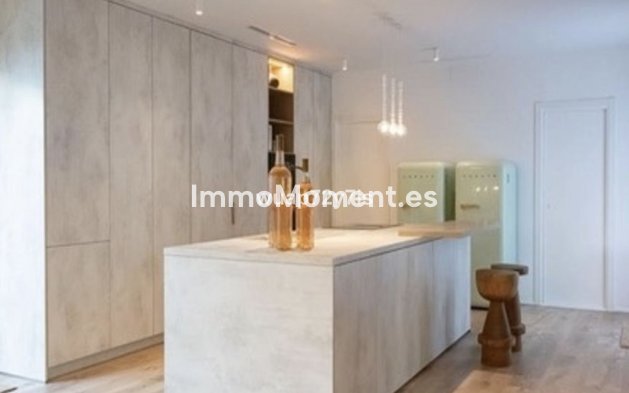 Wiederverkauf - Villa - Marbella - Guadalmina Alta