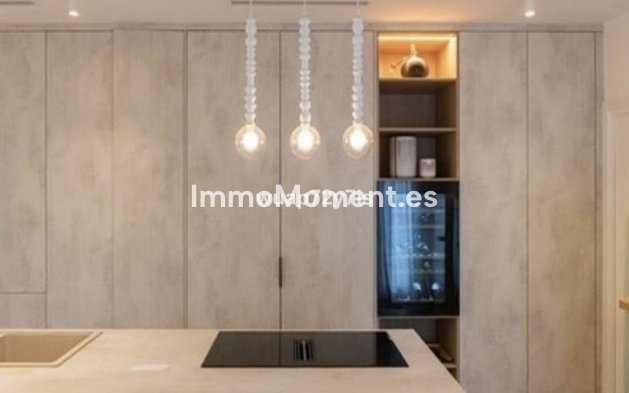 Wiederverkauf - Villa - Marbella - Guadalmina Alta