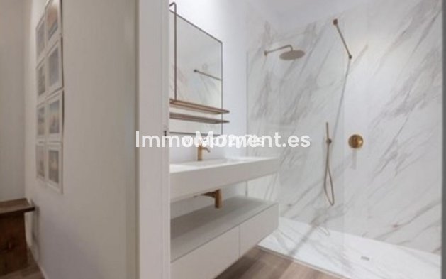 Wiederverkauf - Villa - Marbella - Guadalmina Alta