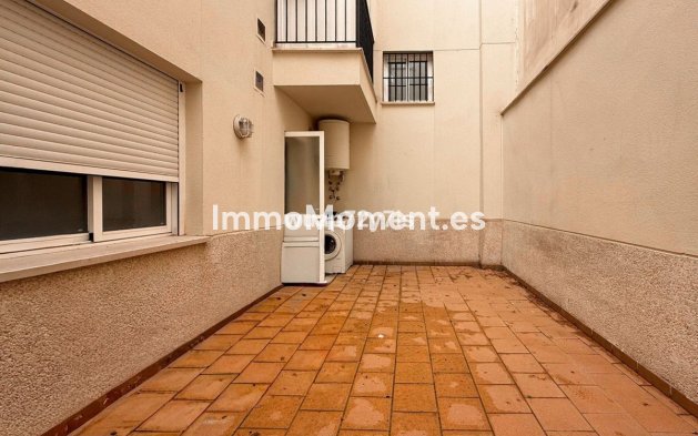 Wiederverkauf - Wohnung - Estepona  - Estepona Centro