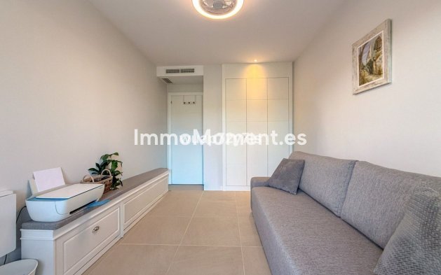Wiederverkauf - Wohnung - Estepona  - Selwo