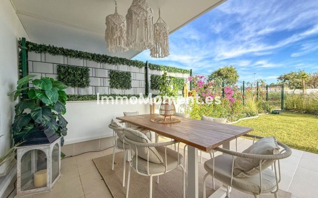 Wiederverkauf - Wohnung - Estepona  - Selwo