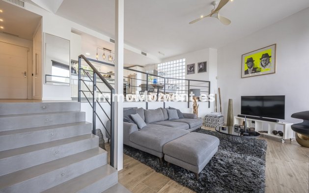 Reventa - Villa - Marbella - Guadalmina Alta