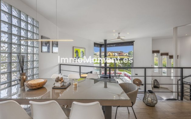Reventa - Villa - Marbella - Guadalmina Alta