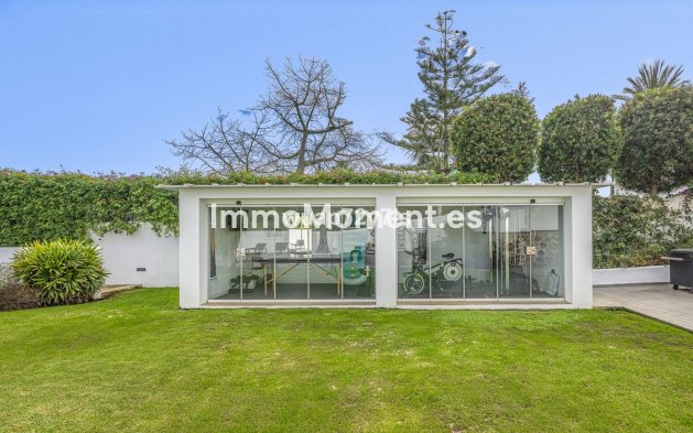 Reventa - Villa - Marbella - Guadalmina Alta