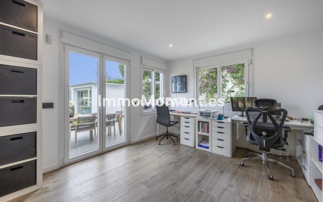 Reventa - Villa - Marbella - Guadalmina Alta