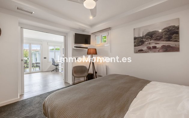 Reventa - Villa - Marbella - Guadalmina Alta