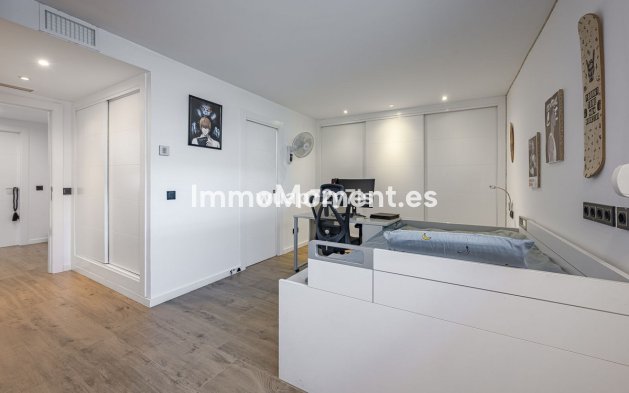 Reventa - Villa - Marbella - Guadalmina Alta