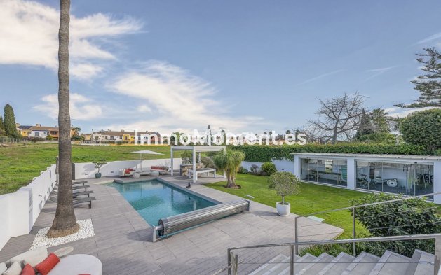 Reventa - Villa - Marbella - Guadalmina Alta