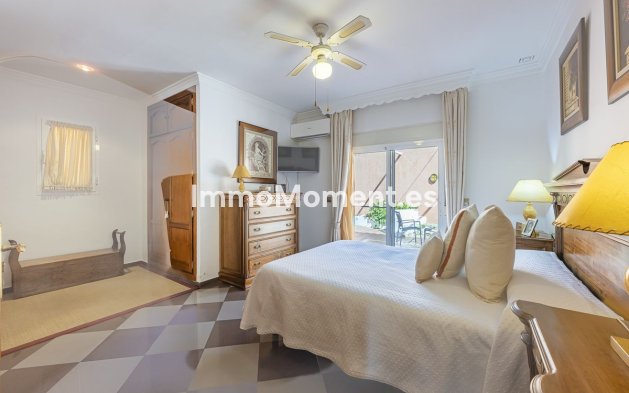 Resale - Villa - Benahavís - La Quinta