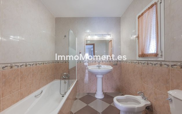 Resale - Villa - Benahavís - La Quinta