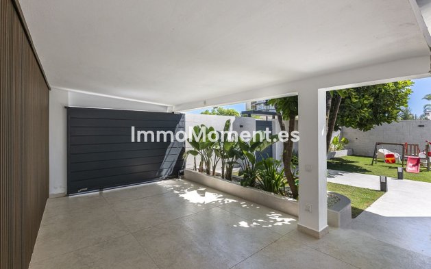 Wiederverkauf - Villa - Estepona  - New Golden Mile