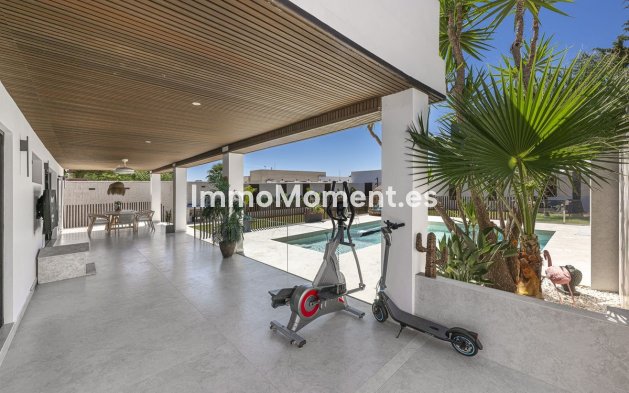 Wiederverkauf - Villa - Estepona  - New Golden Mile