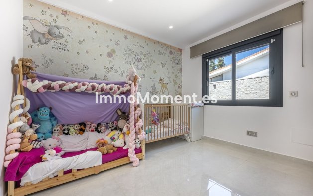 Wiederverkauf - Villa - Estepona  - New Golden Mile