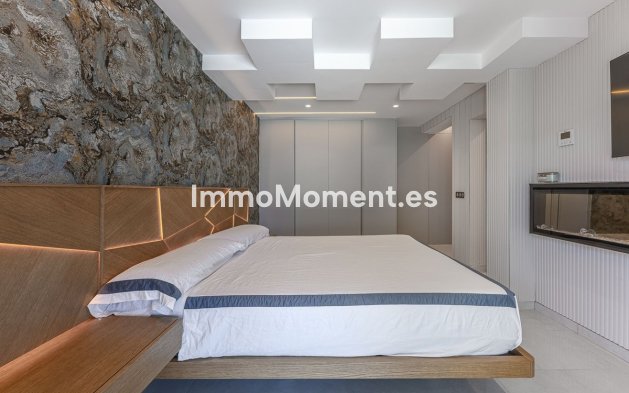 Wiederverkauf - Villa - Estepona  - New Golden Mile