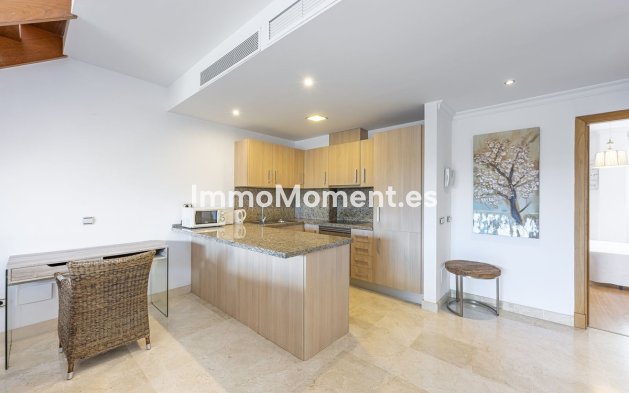 Wiederverkauf - Wohnung - Estepona  - Estepona Centro