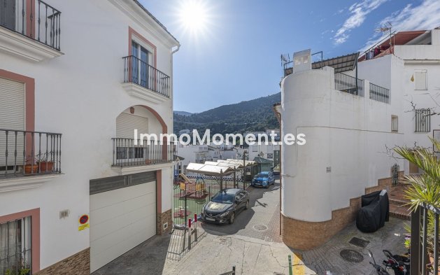 Bestaande woning - Appartement - Binnenland  - Ojén