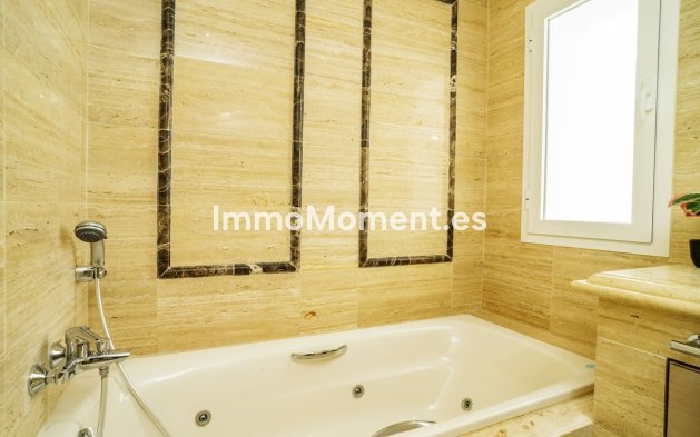 Reventa - Apartamento - Marbella - Marbella Centro