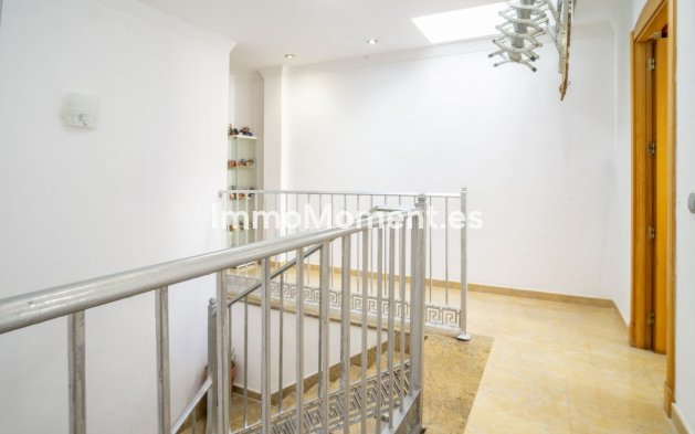 Wiederverkauf - Villa - Fuengirola - Fuengirola Centro