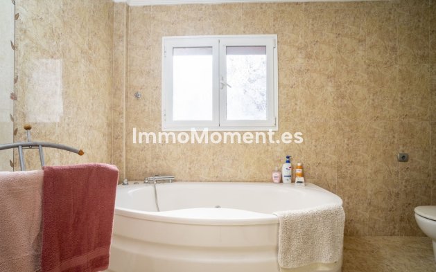 Wiederverkauf - Villa - Fuengirola - Fuengirola Centro